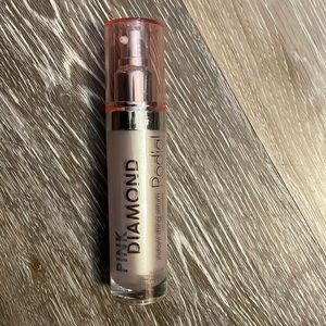 Brand new never opened Pink Diamond instant lifting serum